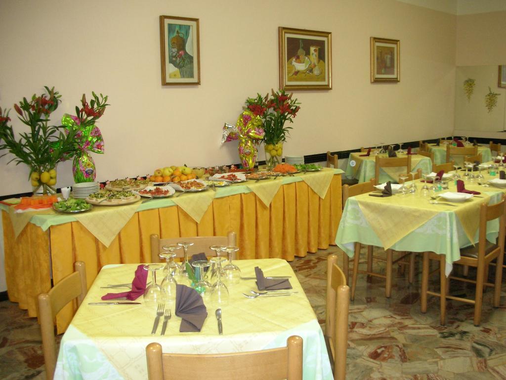 Hotel Gemma 里米尼 外观 照片