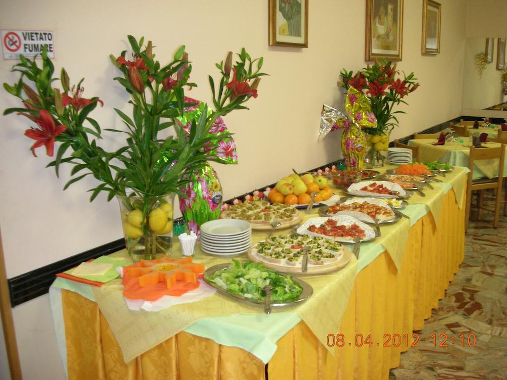 Hotel Gemma 里米尼 外观 照片