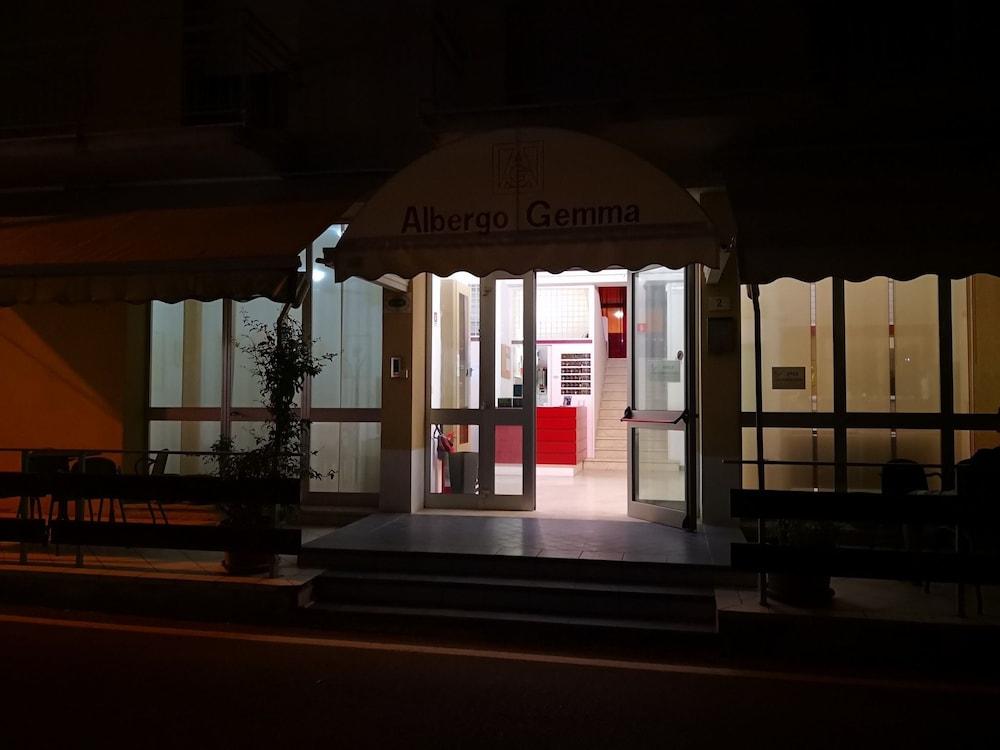 Hotel Gemma 里米尼 外观 照片