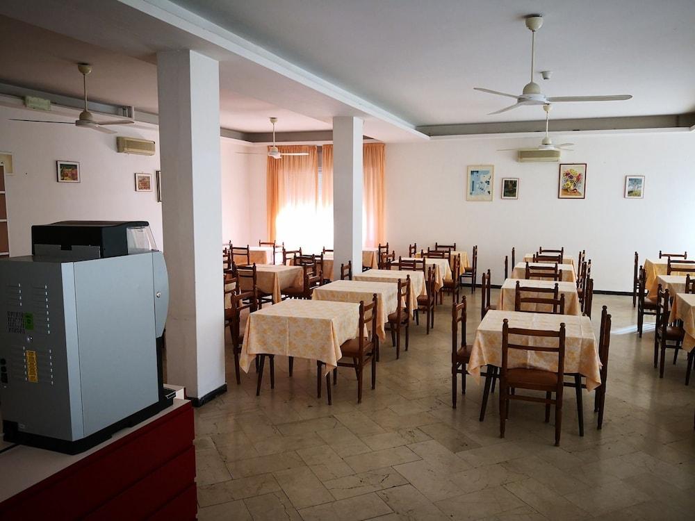 Hotel Gemma 里米尼 外观 照片